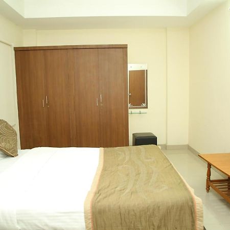 Skyview Suites Hyderabad Eksteriør billede