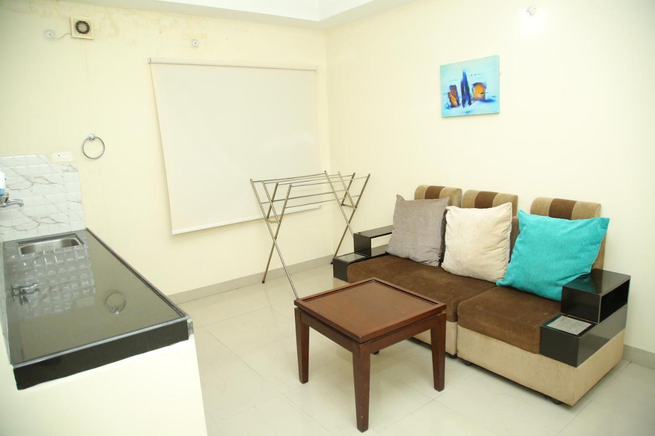 Skyview Suites Hyderabad Eksteriør billede
