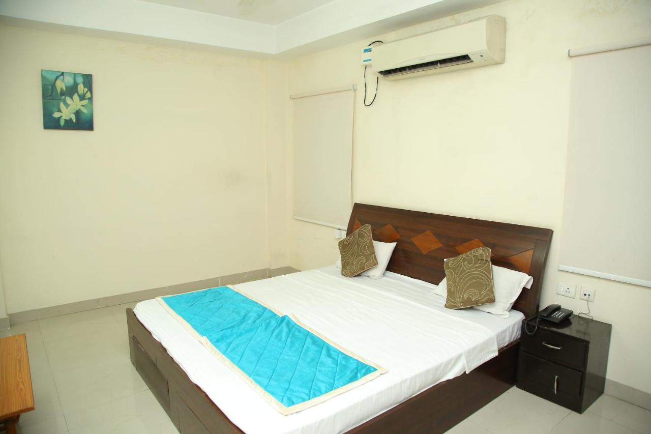 Skyview Suites Hyderabad Eksteriør billede