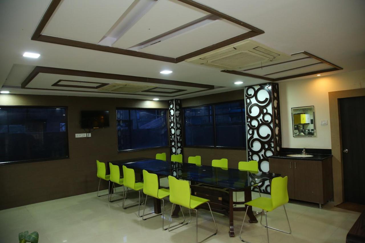 Skyview Suites Hyderabad Eksteriør billede