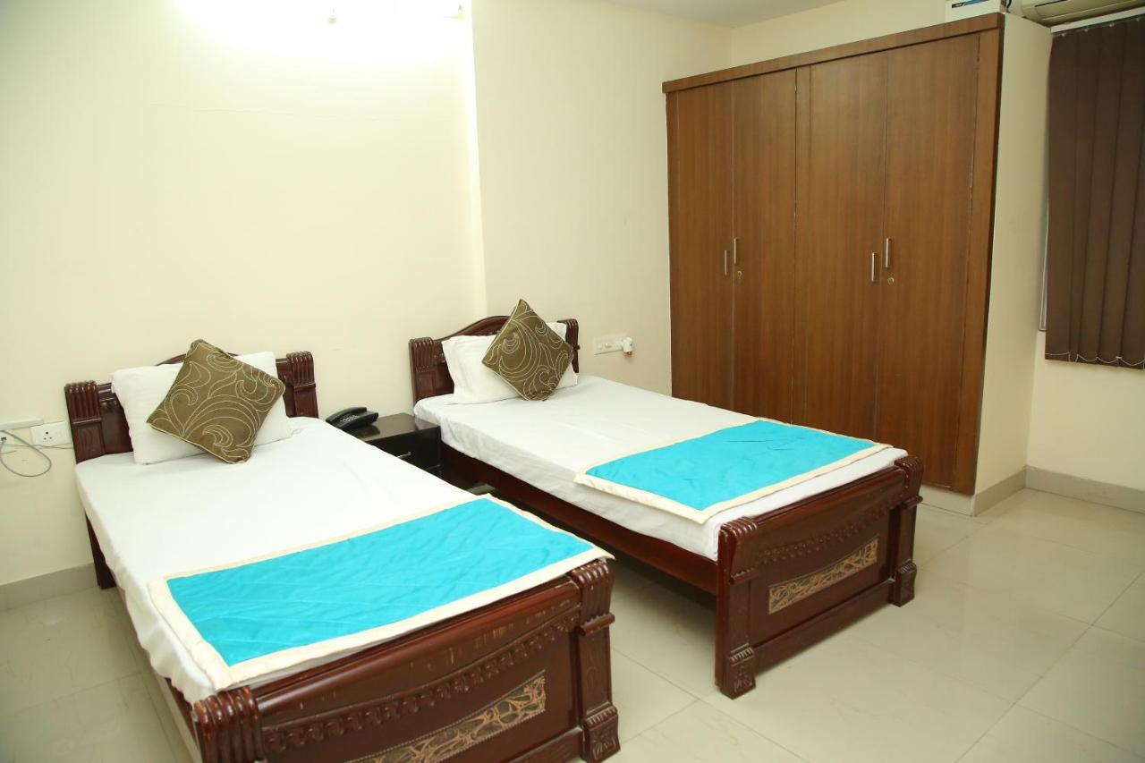 Skyview Suites Hyderabad Eksteriør billede
