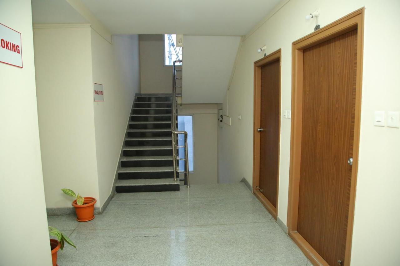 Skyview Suites Hyderabad Eksteriør billede